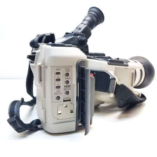 Canon L1 8mm Camcorder with Accessories FOR PARTS OR REPAIR image number 10