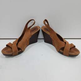 Women's Brown Wedge High Heels Size 9.5 alternative image