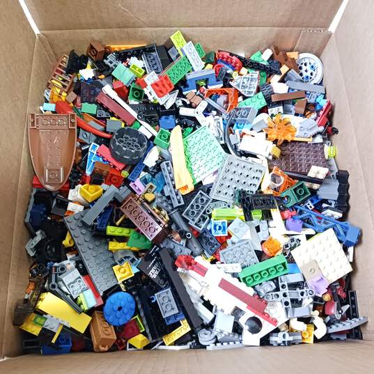 Bulk of Assorted  Lego  Building Blocks image number 1
