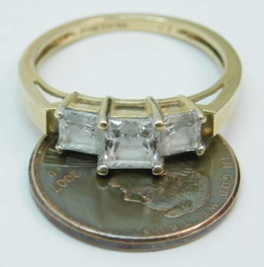 14K Yellow Gold Princess Cut CZ 3 Stone Ring 3.0g image number 4