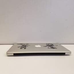 Apple MacBook Air (11-in, A1465)