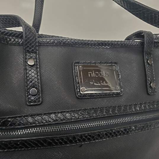 Nicole Miller Black Leather Shoulder Bag image number 5
