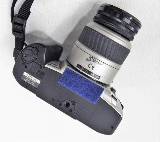 Minolta Maxxum QTsi Film Camera with Lens image number 7
