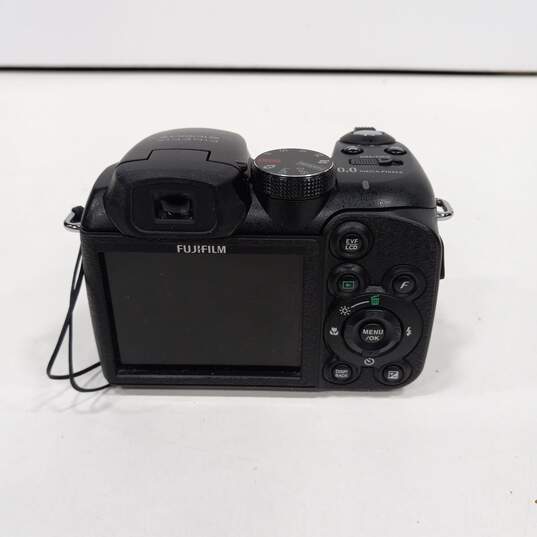 Fujifilm FinePix S1000fd Digital SLR Camera image number 2