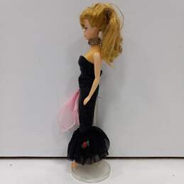 1958 Mattel Solo in Spotlight Barbie Doll On Stand alternative image
