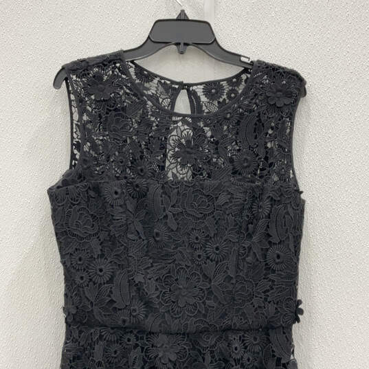 Womens Black Floral Lace Sleeveless Round Neck Mini Dress Size 10 image number 3