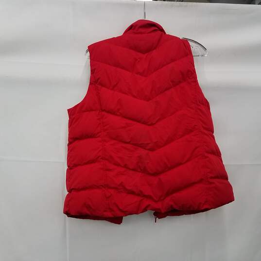 Lands' End Red Puffer Vest Size Medium image number 3
