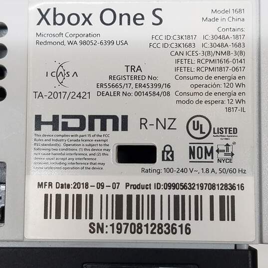 Xbox One S 1TB Bundle image number 3