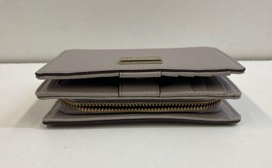 Kate Spade Gray Leather Bifold Coin Card Zip Organizer Wallet image number 4