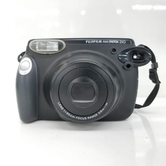 mezelf bar Wiskundig Buy the Fujifilm Instax 210 Instant Wide Film Camera | GoodwillFinds