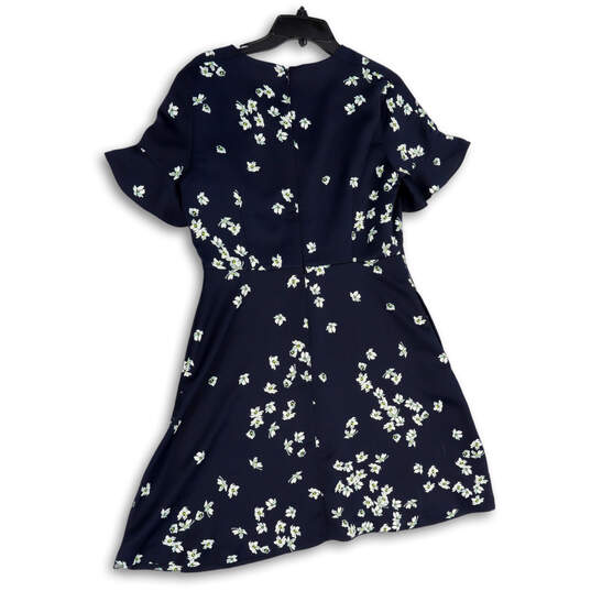 Womens Blue White Floral Short Sleeve Knee Length Fit & Flare Dress Size 10 image number 2