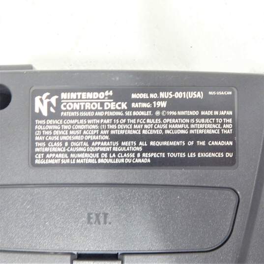 Nintendo 64 w/4 Games and One Controller image number 8