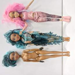 Bundle of 3 Disney Decedents Fashion Dolls 28"