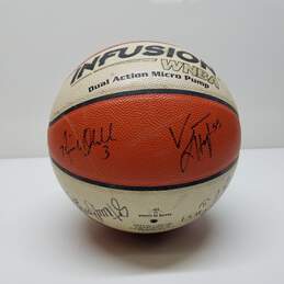 Signed Autographed Spalding WNBA Basketball alternative image