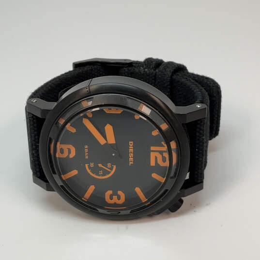 Designer Diesel DZ1471 Black Round Dial Adjustable Strap Analog Wristwatch image number 2