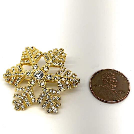 Designer Joan Rivers Gold-Tone Crystal Clear Stone Snowflake Brooch Pin image number 4