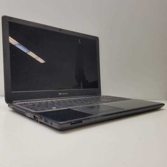 Gateway NE51006u 15.6-inch (NO HDD) For Parts/Repair image number 1