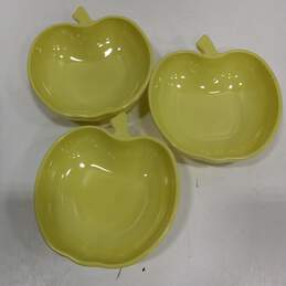 Vintage Bundle of 3 Green Apple Bowls alternative image