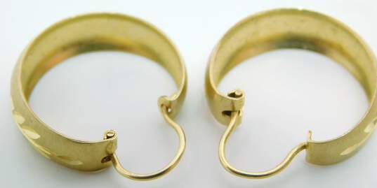 Elegant 14k Yellow Gold Brushed & Wheat Etched Hoop Earrings 3.6g image number 2