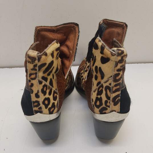Jeffrey Campbell Orwell Animal Print Ankle Boots Women's Size 8.5 image number 6