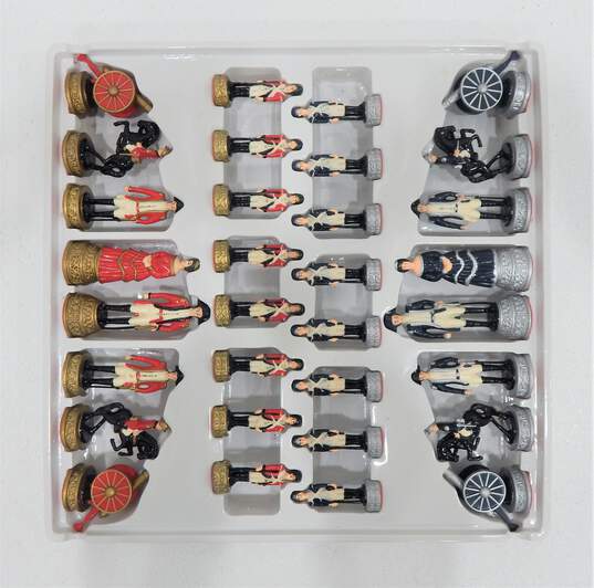 HP Revolutionary War Chess Set IOB image number 3