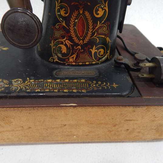1923 Singer 66 Electric Sewing Machine For P&R image number 8