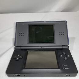 Nintendo DS Lite alternative image