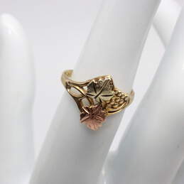 South Dakota Gold Company 10K Black Hills Gold Grape Leaf Ring Size 5 - 1.9g alternative image