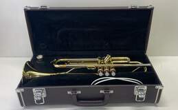 Yamaha Trumpet YTR2320 With Hard Case And Mouth Piece alternative image