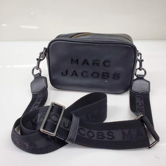 Marc Jacobs Flash Black Leather Crossbody Bag w/COA image number 2