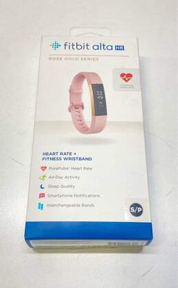 Fitbit ALTA HR Fitness Wristband Activity Sleep Tracker IOB S/P