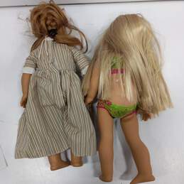 Bundle of 2 Assorted American Girl Dolls alternative image