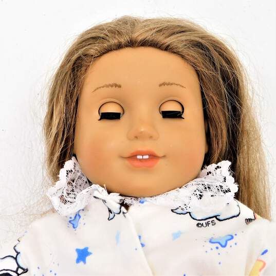 American Girl McKenna Brooks 2012 GOTY Doll image number 2