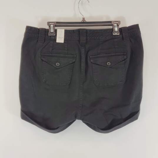 Torrid Women Black Shorts 14 NWT image number 2