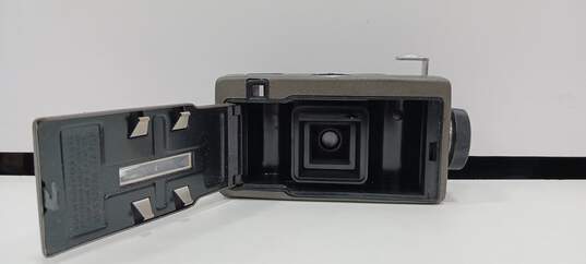 Vintage Kodak Instamatic S-10 35mm Film Camera image number 4