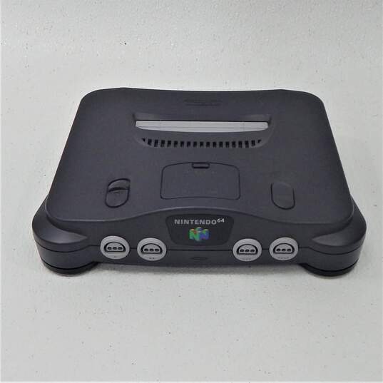 Nintendo 64 w/3 Games and 2 Controllers image number 2