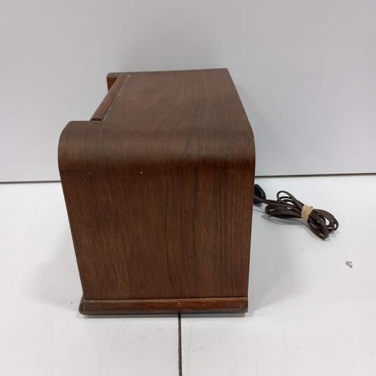 Brown Wooden Philico 42-322 AM/SW Radio-1942 image number 4