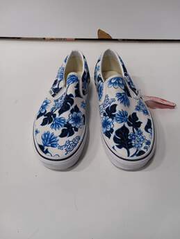 Vans Unisex 721356 Floral Blue Classic Slip-On Sneakers Size M7.5/W9 NWT