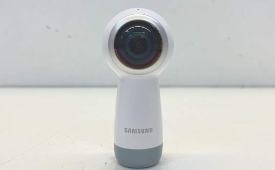 Samsung Gear 360 4K Spherical VR Camera image number 3