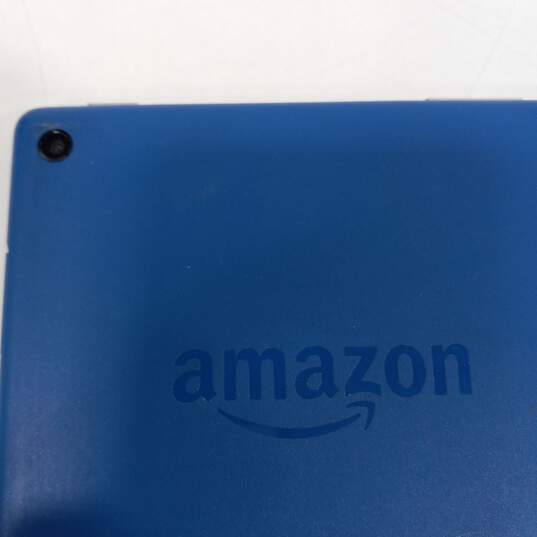 Black & Blue Amazon Fire Tablet image number 4