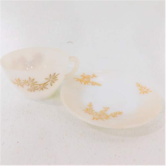 Vintage Federal Glass Golden Glory Milk Glass Teacups & Saucers image number 4