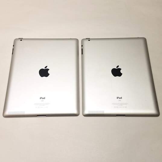 Apple iPad 2 (A1395) - Lot of 2 - LOCKED image number 2