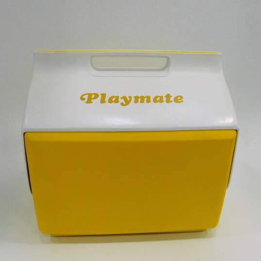 Igloo Playmates Ice Chest Cooler Yellow image number 2