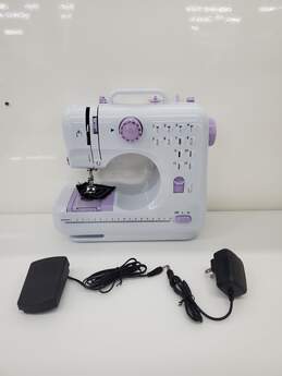Fanghua 505A Multifunction Mini Sewing Machine Untested alternative image