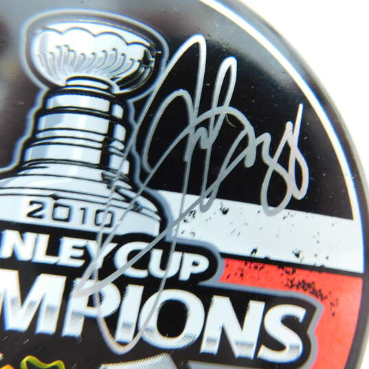 2010 Patrick Kane Jonathan Toews Signed Stanley Cup Champions Puck w/ COA image number 3