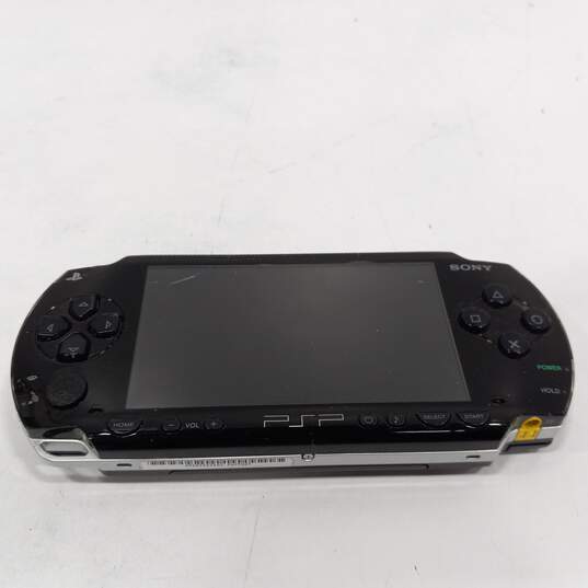 Play Station Portable image number 1