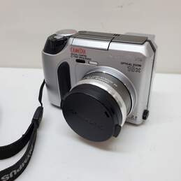 Olympus Camedia C-700 2.1 MP Digital Camera w/ 10x Optical Zoom