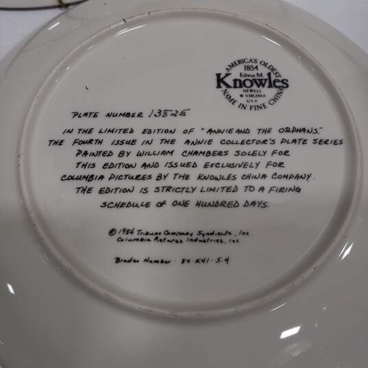 Bundle of 7 Knowles Ceramic Art Decorative Plates image number 5