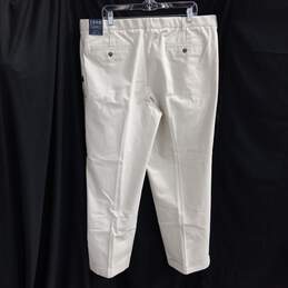 Izod Men's 100% Cotton Twill SportFlex Dress Pant's Size 40x30 alternative image