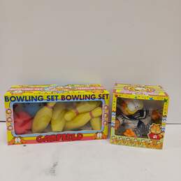 Bundle of Vintage 1978 Garfield Figure & Bowling Set IOB